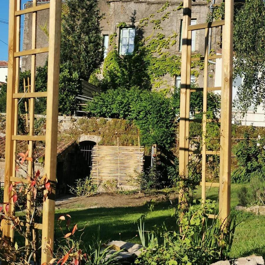 Logis Des Douves Bed and Breakfast Tiffauges Buitenkant foto