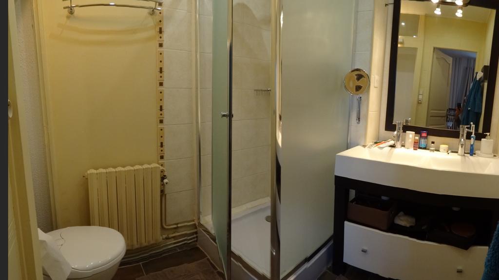Logis Des Douves Bed and Breakfast Tiffauges Buitenkant foto