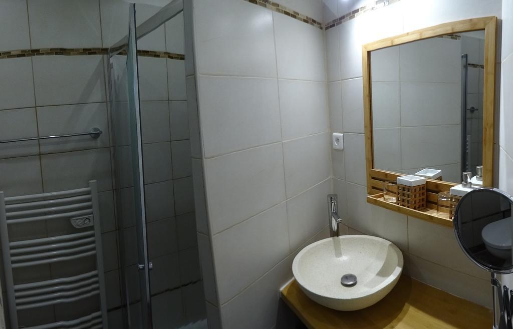 Logis Des Douves Bed and Breakfast Tiffauges Buitenkant foto